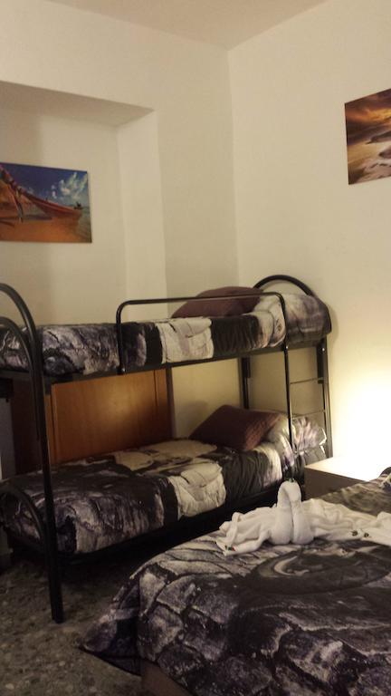 Aloha Rome 2 Hotel Phòng bức ảnh