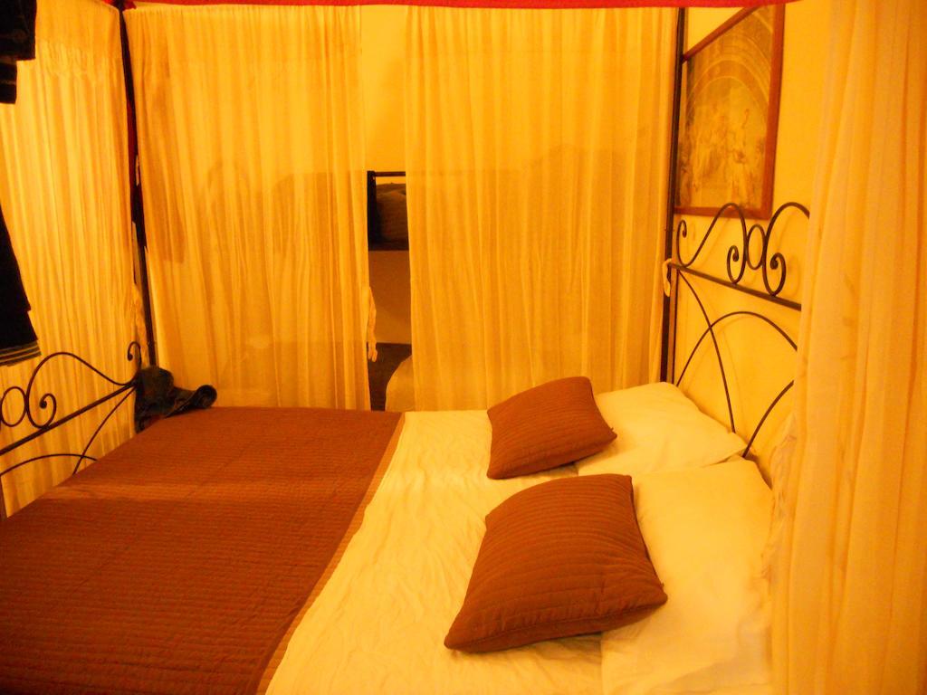 Aloha Rome 2 Hotel Phòng bức ảnh